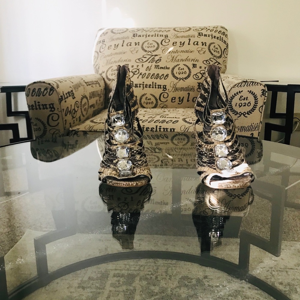 Designer Sam Edelman Bejeweled Heels!